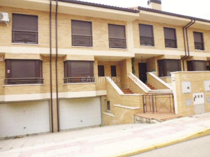 Casa en venta en  Joaquín Costa, Parque - Ctra de Ugena, Illescas