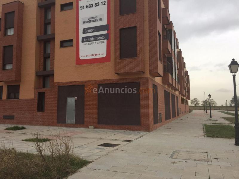 Local Comercial en alquiler en Avenida del Cantábrico, Casarrubuelos