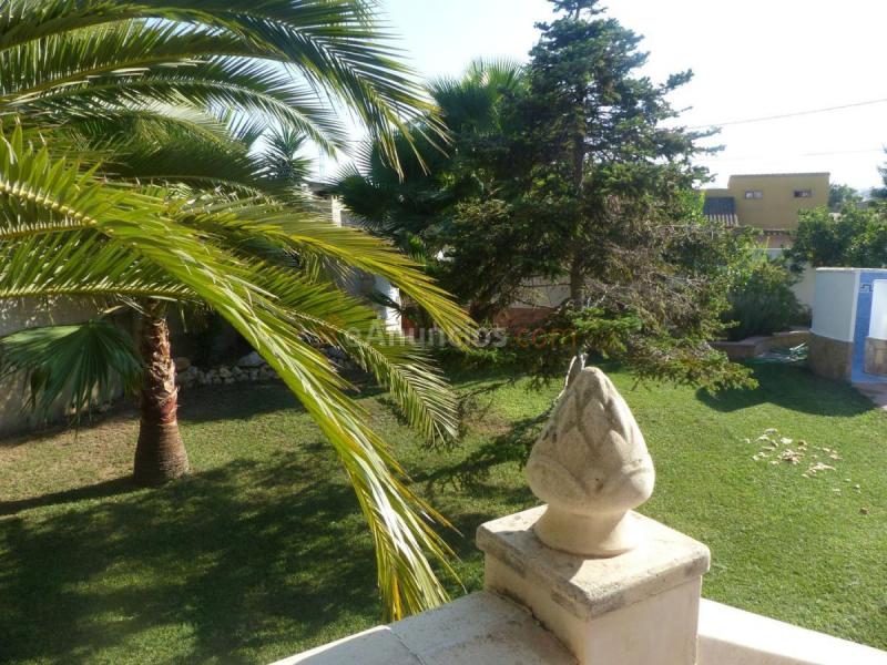 Adosado en venta en  Riba-Roja de Túria