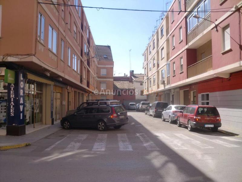 Local Comercial en venta en Calle Cruz Roja, Requena