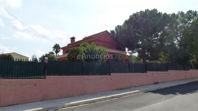 Adosado en venta en  Montealegre, L'Eliana