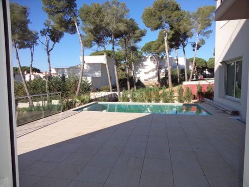 Adosado en venta en  L'Eixample, Sant Feliu de Guíxols