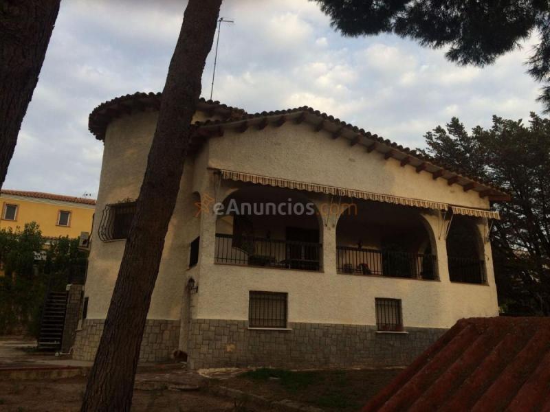 Adosado en venta en  San Antonio de Benagéber