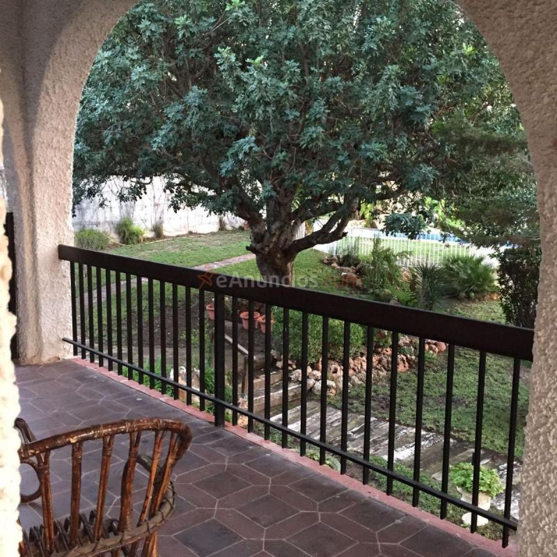 Adosado en venta en  San Antonio de Benagéber