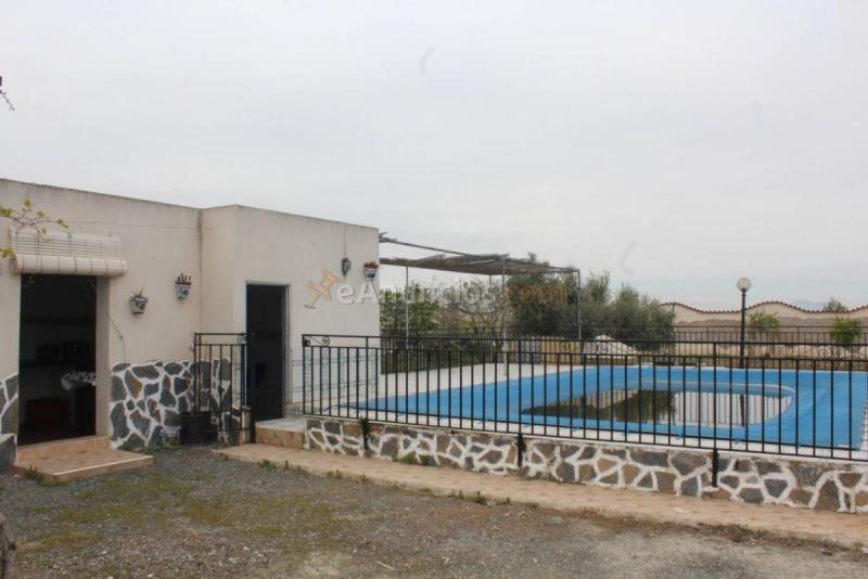 Adosado en venta en  ELCHE, Elche Ciudad, Elche  Elx