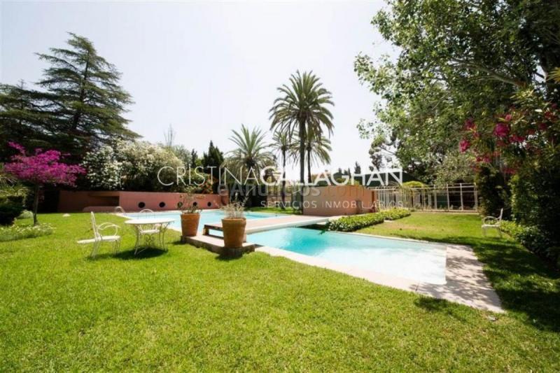 Adosado en venta en  606, La Cañada, Paterna