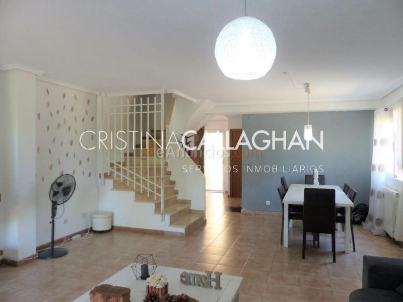 Adosado en venta en  La Cañada, Paterna