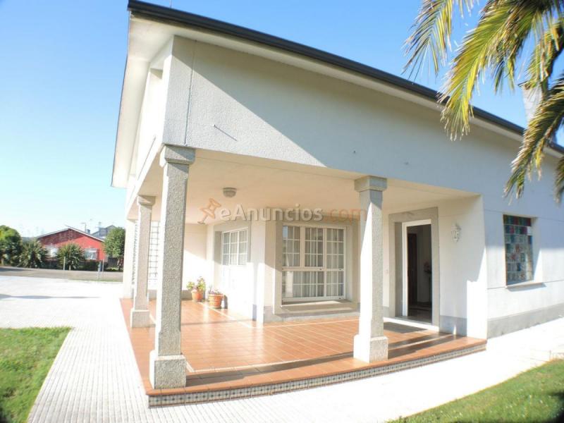 Adosado en venta en  Bergondo