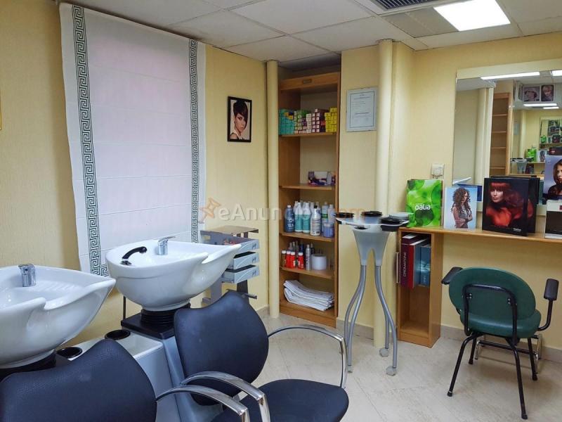 Local Comercial en venta en  Juan de Austria, Alcalá de Henares