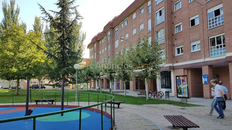 Apartamento en venta en Plaza Virrey Velasco, Palencia, Hospital - Carrechiquilla, Palencia