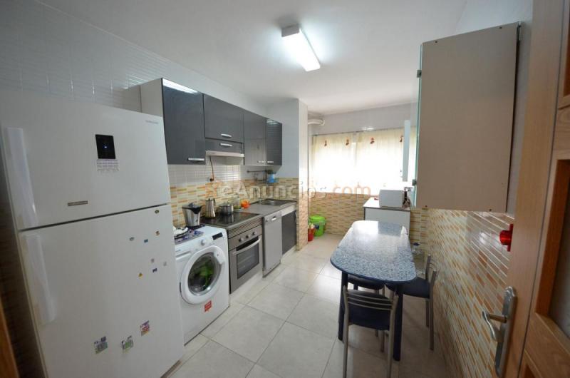 Apartamento en venta en Plaza Gines LLorca, Roquetas, Roquetas de Mar