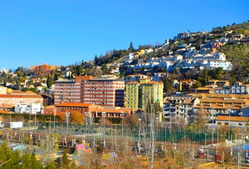 Casa en venta en  pedro manjon, Bola de Oro, Granada