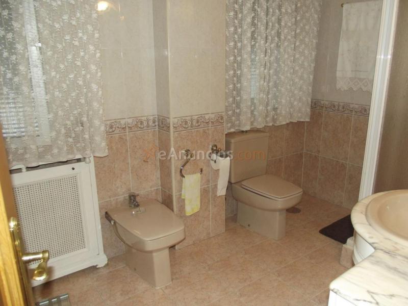 Adosado en venta en  Las Conejeras - Esparragal, Coslada