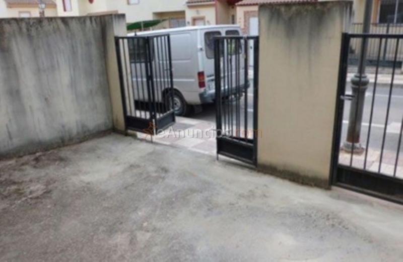 Casa en venta en  JOSE CHAMIZO, Fuente de Piedra