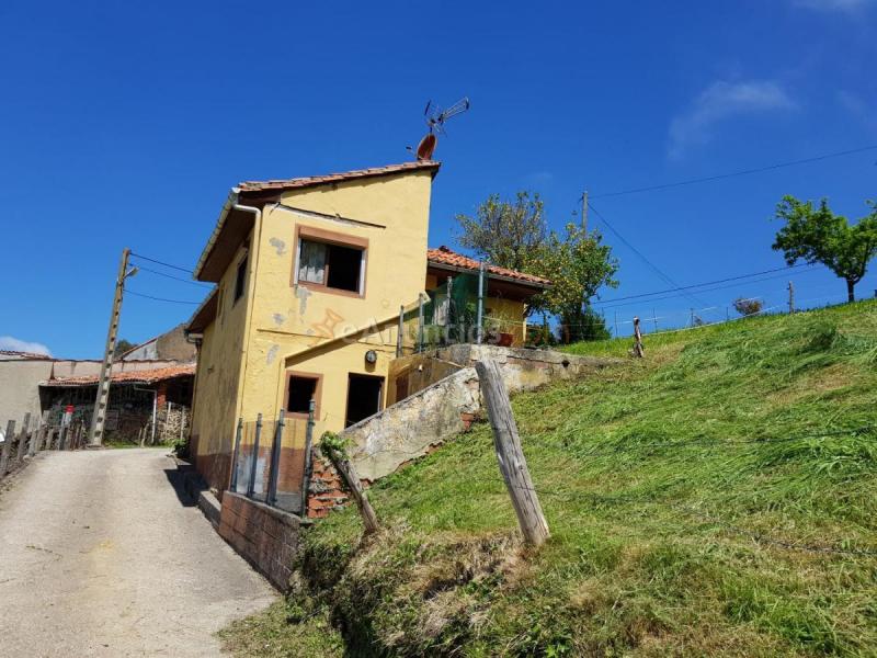 Casa Rural en venta en  Colunga