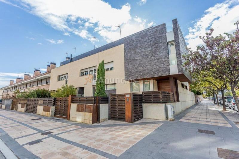 Adosado en venta en  Lourdes, Tudela