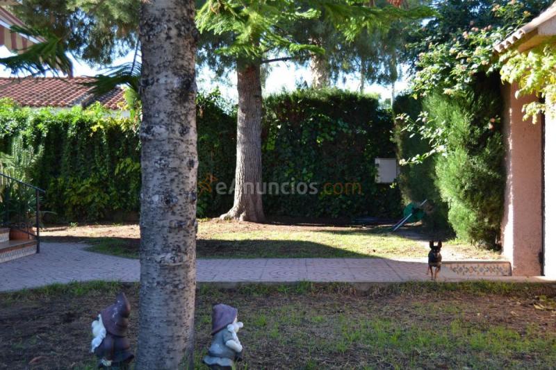 Adosado en venta en  Rascanya, La Pobla de Vallbona