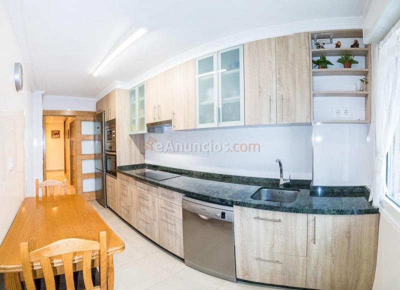 Apartamento en venta en Calle Poeta Alfonso Camín, Gijón, El Llano, Gijón