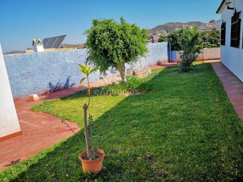 Adosado en venta en  Puerto de la Torre, Málaga