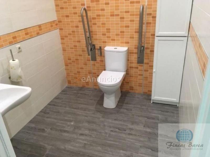 Local Comercial en venta en  Las Lagunas, Mijas