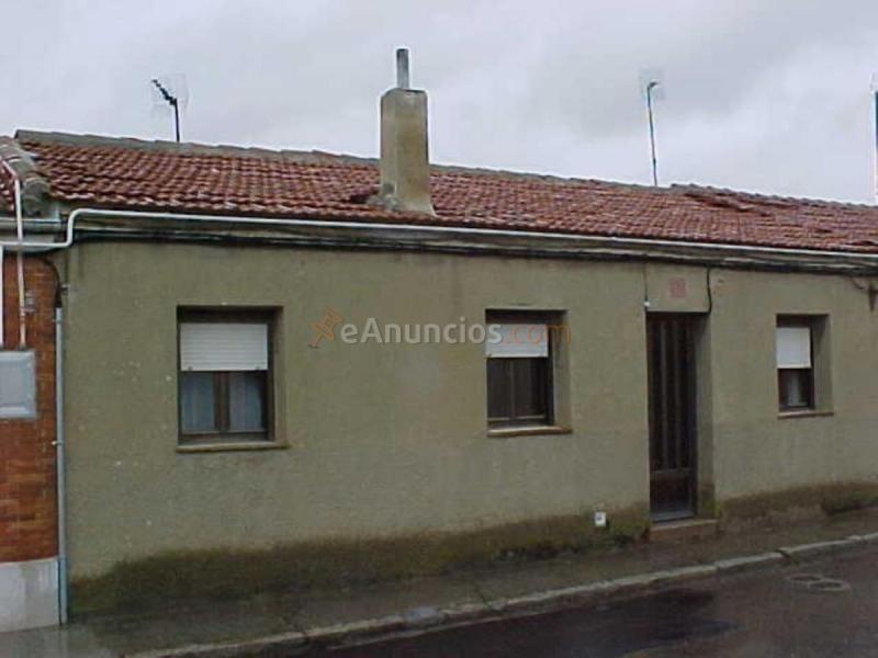 Adosado en venta en Calle Menorca, El Cristo - Tejera, Palencia