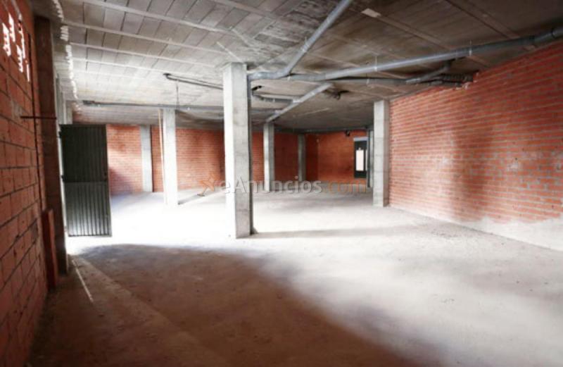 Local Comercial en venta en Calle aldeaseca, Villares de la Reina