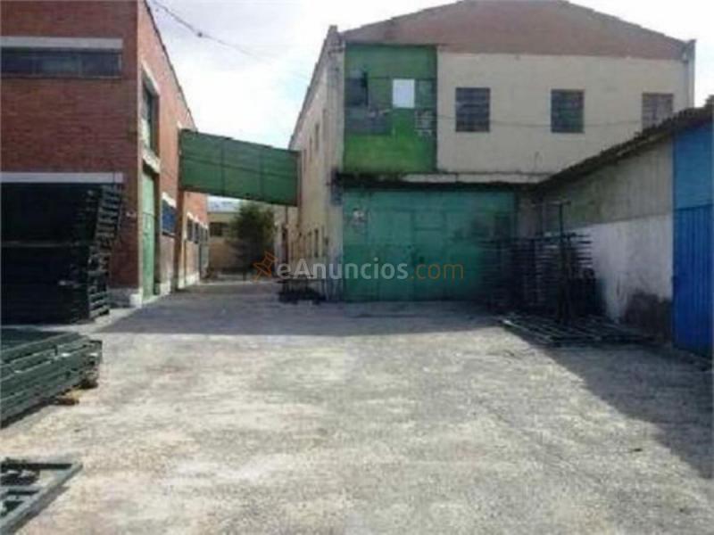 Edificio en venta en  Calle Chile, La Garena, Alcalá de Henares