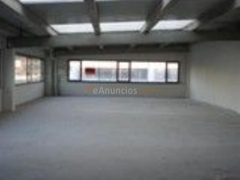 Edificio en alquiler en  Meco