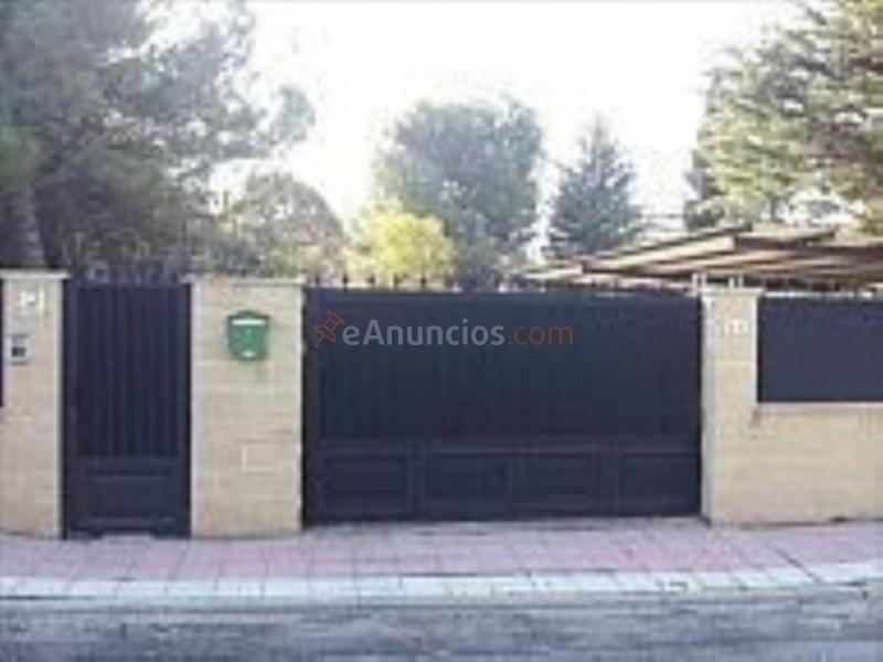 Adosado en venta en  Calle salvia, Villalbilla