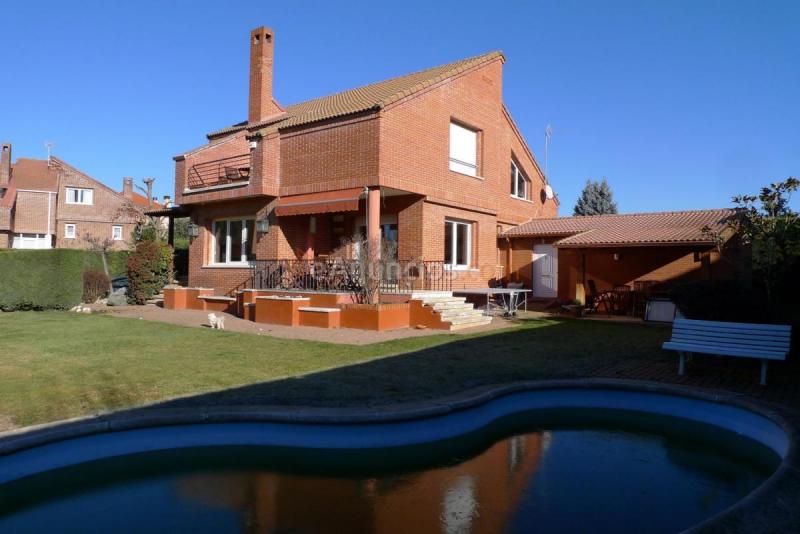 Adosado en venta en Calle Río Camba, Las Eras de Renueva, León