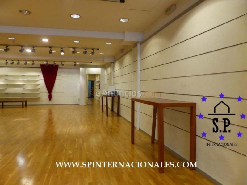 Local Comercial en alquiler en  Ciudad Lineal, Madrid