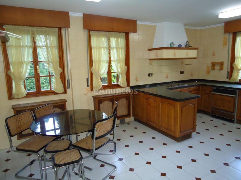 Adosado en venta en  BARREROS, La Manjoya-Parroquias Sur, Oviedo