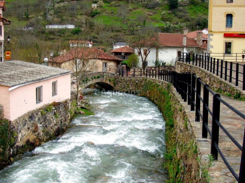 Apartamento en venta en  Somiedo