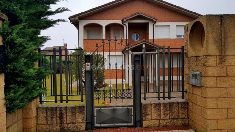 Adosado en venta en Calle Valparaiso Castrillo del Val, Castrillo del Val