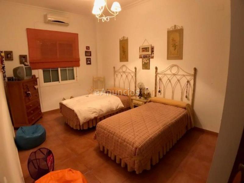 Adosado en venta en  Sanlúcar la Mayor