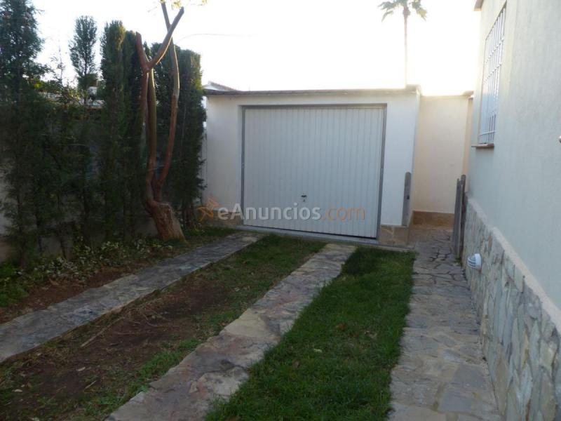 Adosado en venta en  Montesol, L'Eliana