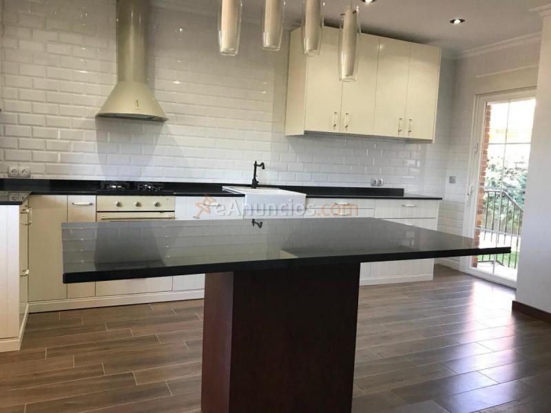 Adosado en venta en Calle MANZANARES, El Bosque, Villaviciosa de Odón