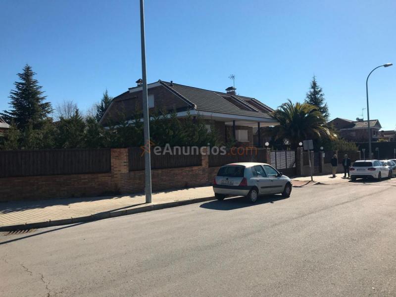 Adosado en venta en Calle MANZANARES, El Bosque, Villaviciosa de Odón