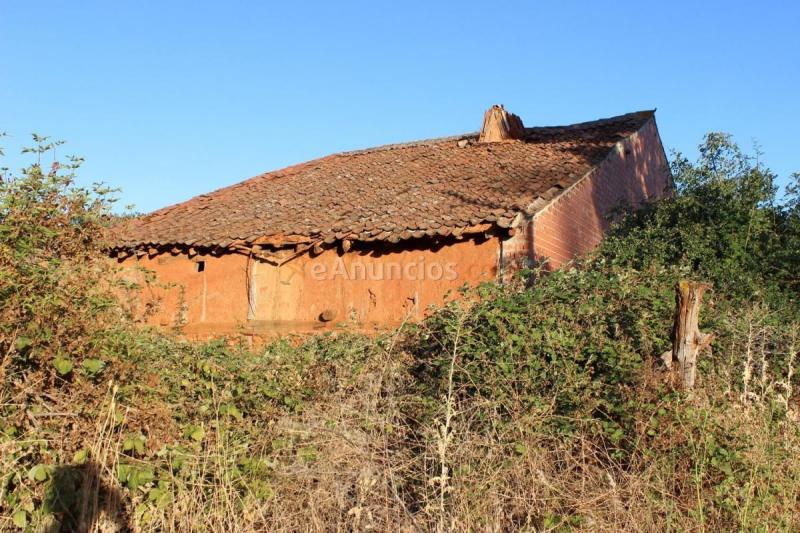 Casa Rural en venta en  Fresno de Cantespino