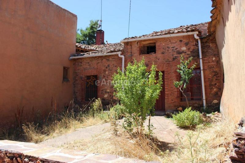 Casa Rural en venta en  Riaza