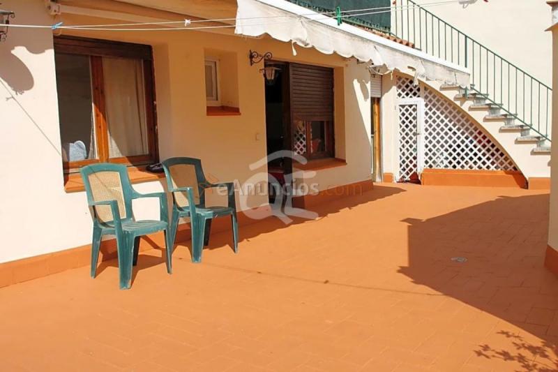 Adosado en venta en  placeta sant joan, L'Eixample, Sant Feliu de Guíxols