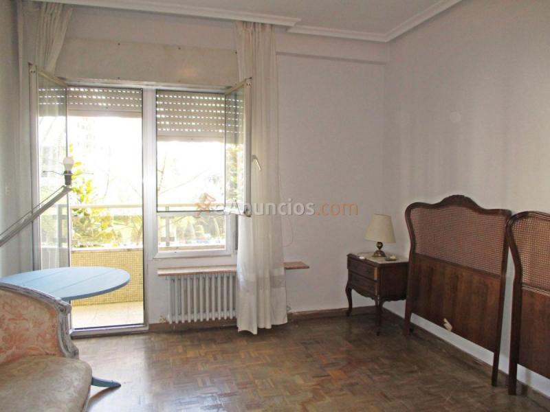 Apartamento en alquiler en  Buenavista-Ería-Montecerrao, Oviedo