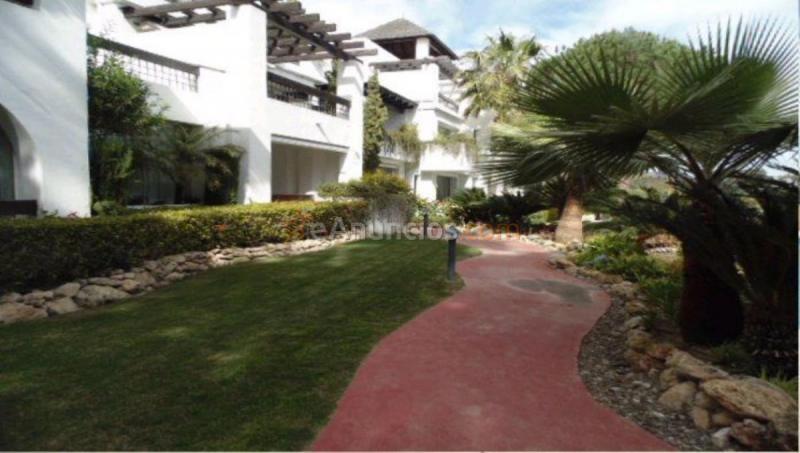 Apartamento en venta en  Park Club Suites, Nueva Andalucía, Marbella