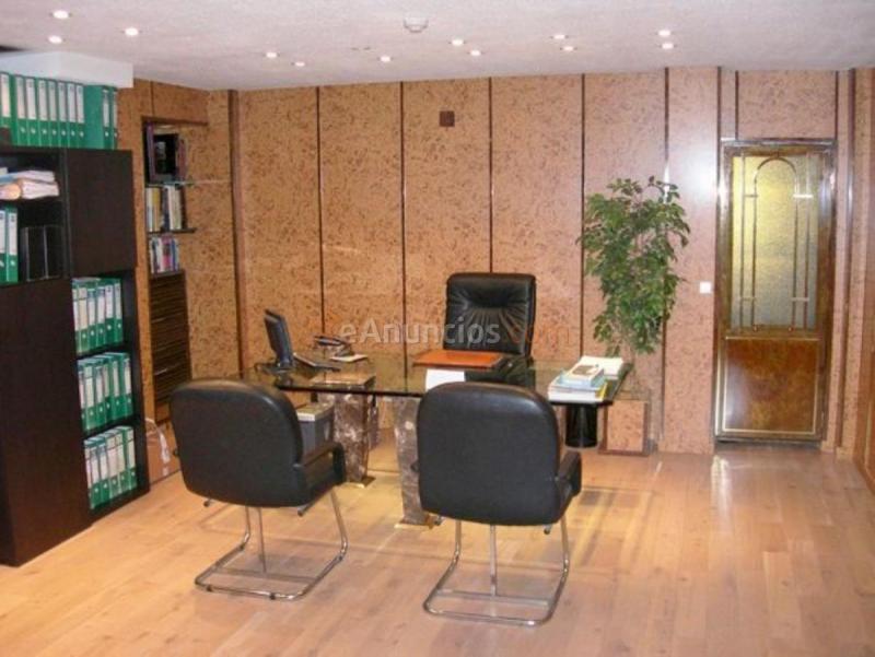 Local Comercial en venta en  Chamberí, Madrid