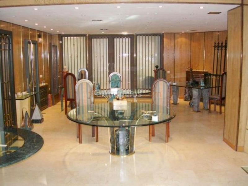 Local Comercial en venta en  Chamberí, Madrid