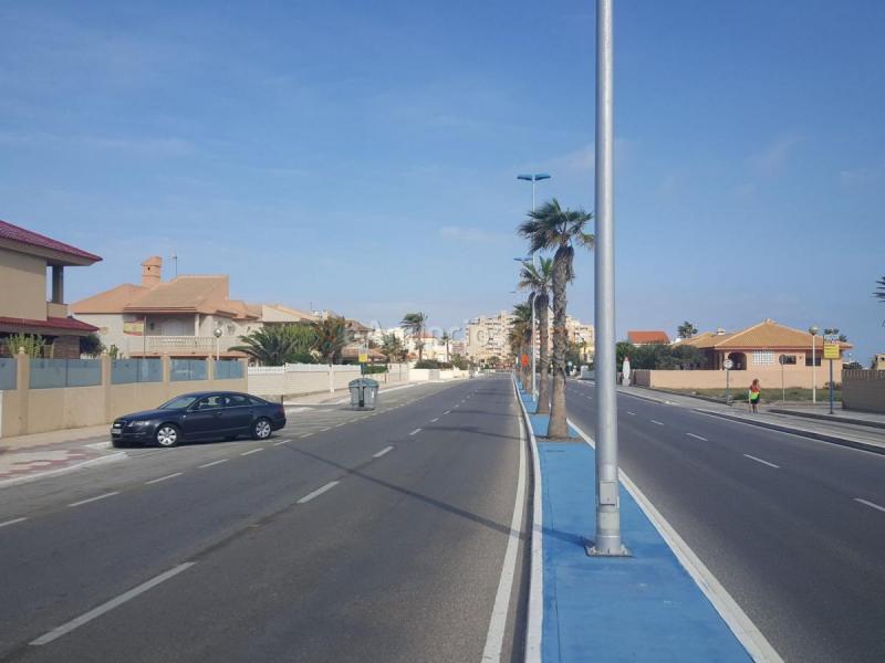 Casa en venta en Avenida Gran Vía de la Manga, Playa de las Gaviotas-El Pedrucho, La Manga del Mar Menor