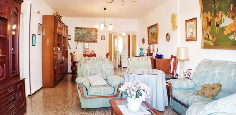 Apartamento en venta en Avenida Condes de San Isidro, Fuengirola, Zona Puerto Deportivo, Fuengirola