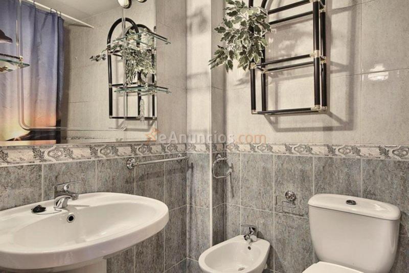 Casa en venta en  villanova, Gojar