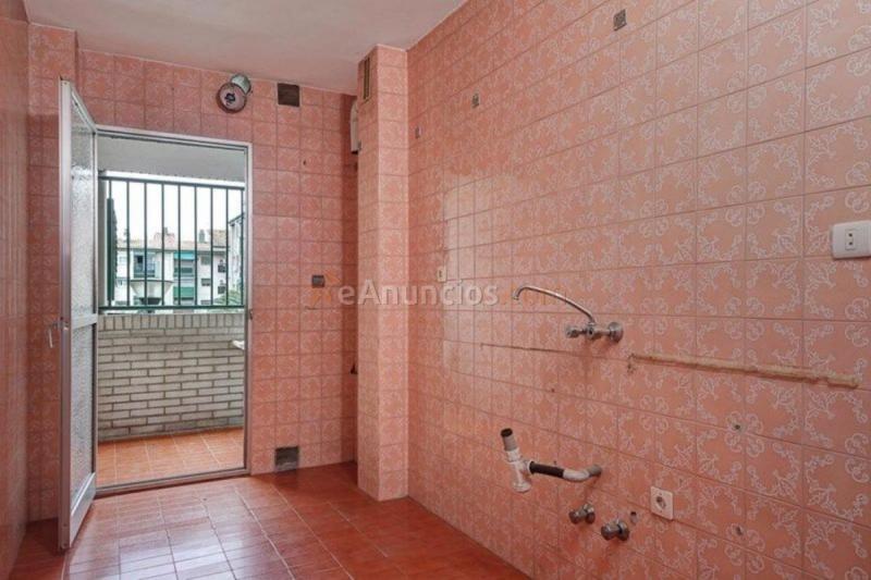 Apartamento en venta en  matilde de la torre, Polig.Cartuja - Barriada la Paz, Granada