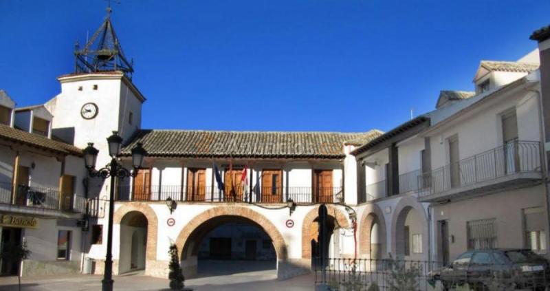 Edificio en venta en  Roble, Borox